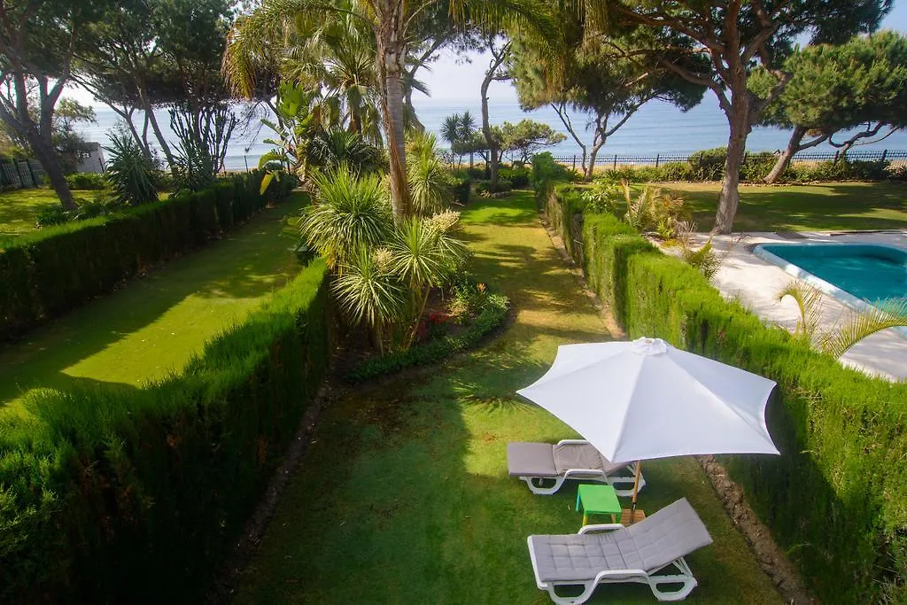 First Line Townhouse Venalmar Holiday home Estepona