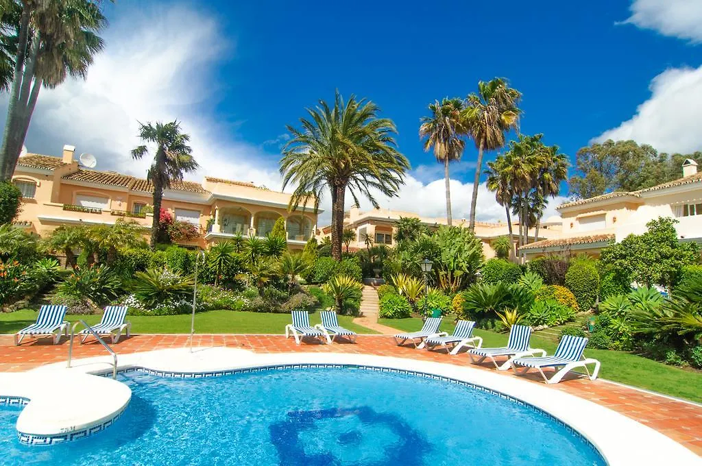 First Line Townhouse Venalmar Holiday home Estepona Spain