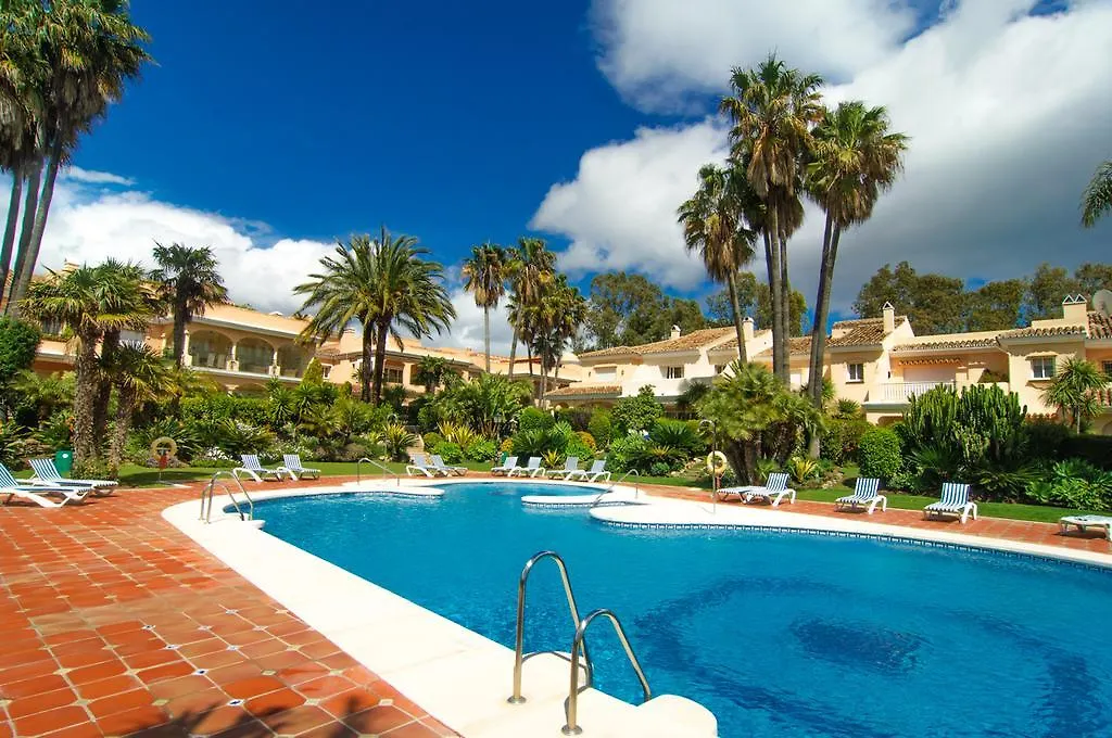 First Line Townhouse Venalmar Holiday home Estepona 0*,