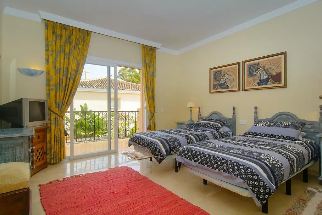 First Line Townhouse Venalmar Holiday home Estepona 0*,  Spain
